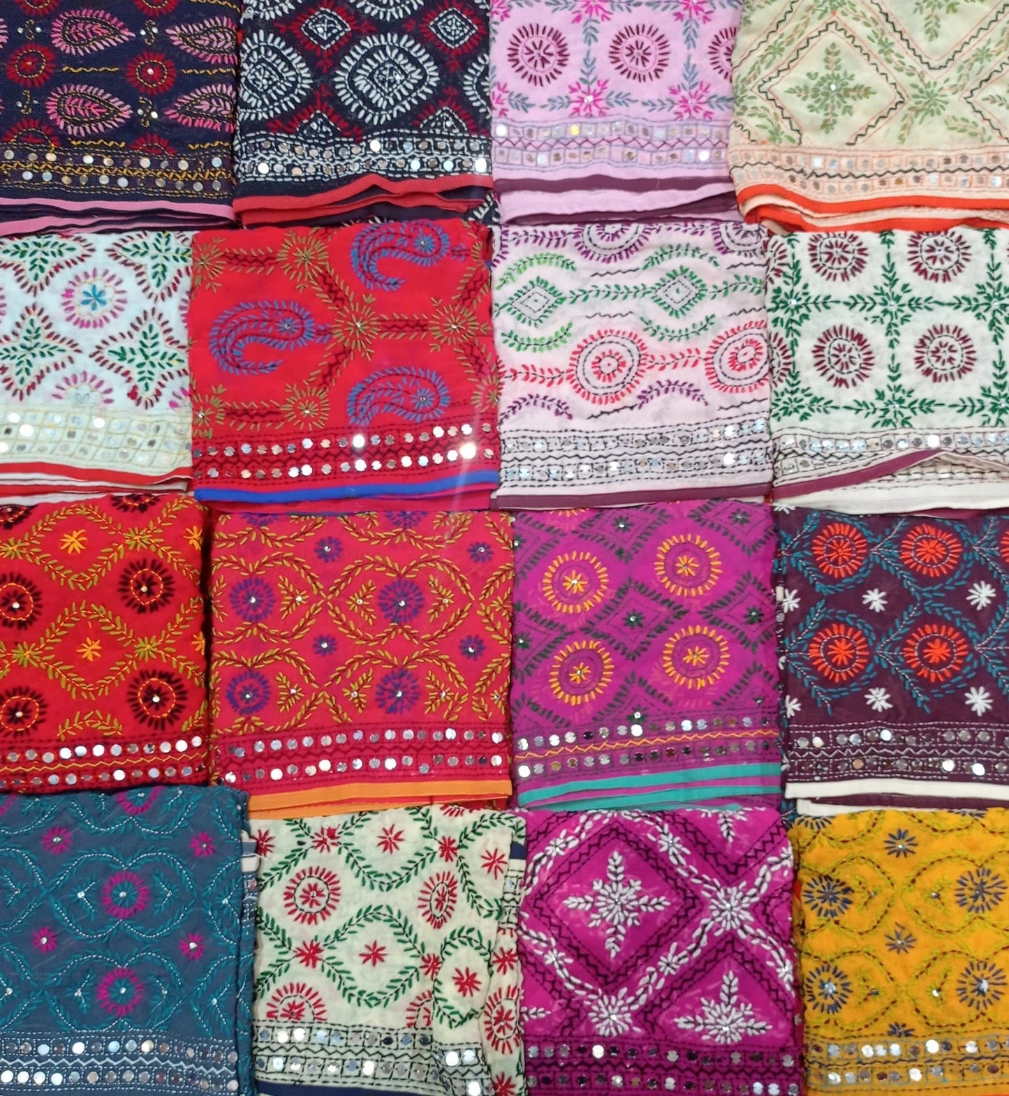 Multiposición Dupatta Kantha bordado