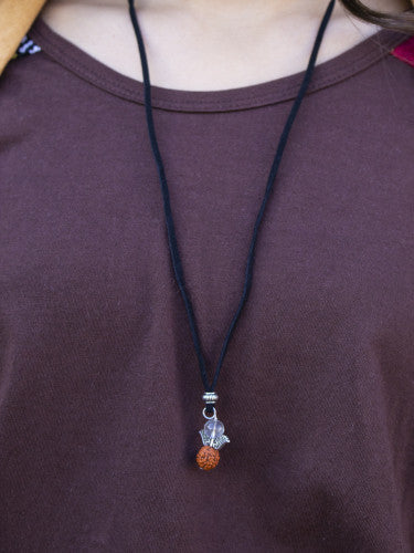 Collar protección Rudraksha