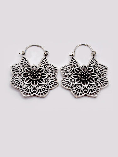 Pendiente grabado Mandala dorado
