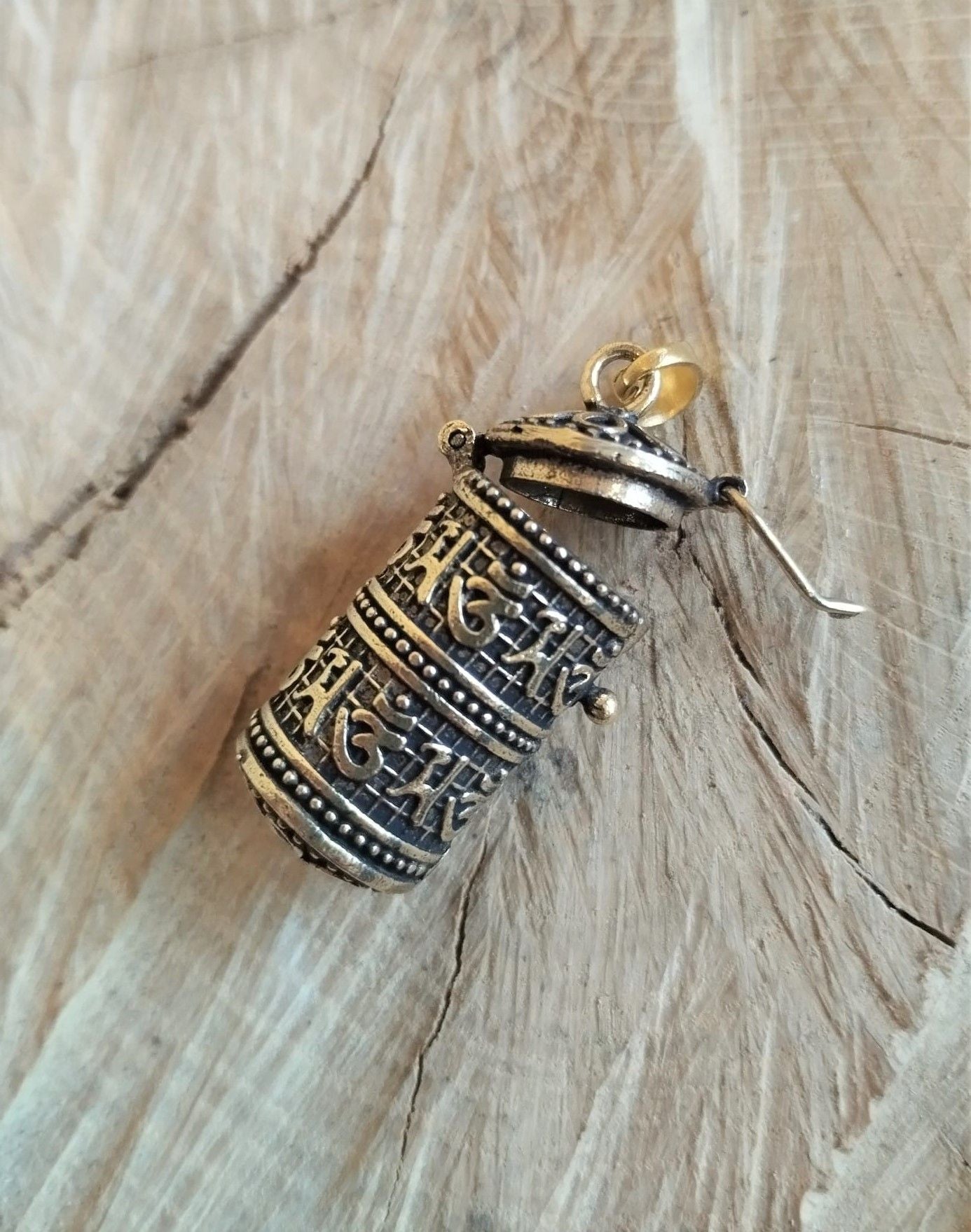Colgante Dharma Mantra