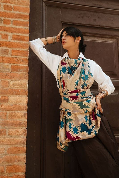 Multiposición Dupatta Kalpanei