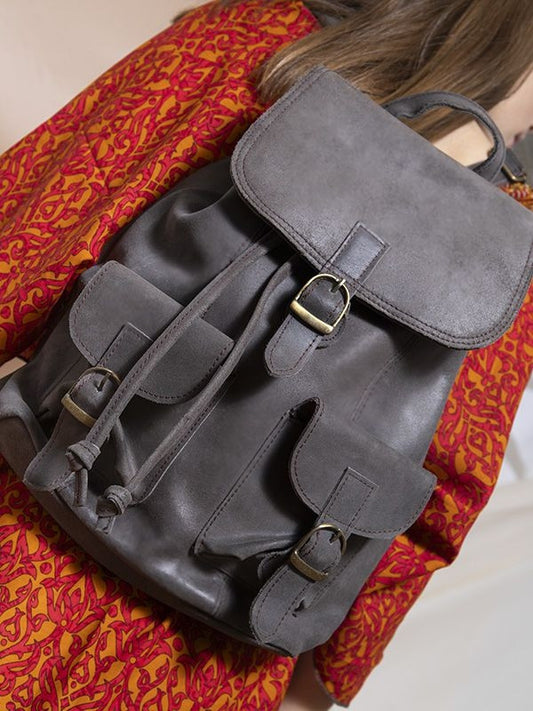 Mochila de piel reciclada