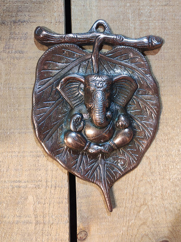 Hoja metal bebé Ganesha 22 cm