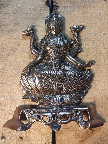 Figura Lakshmí metal