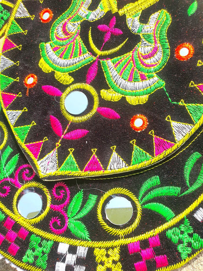 Bandolera bordada Velvet