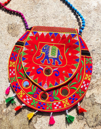 Bandolera bordada Velvet