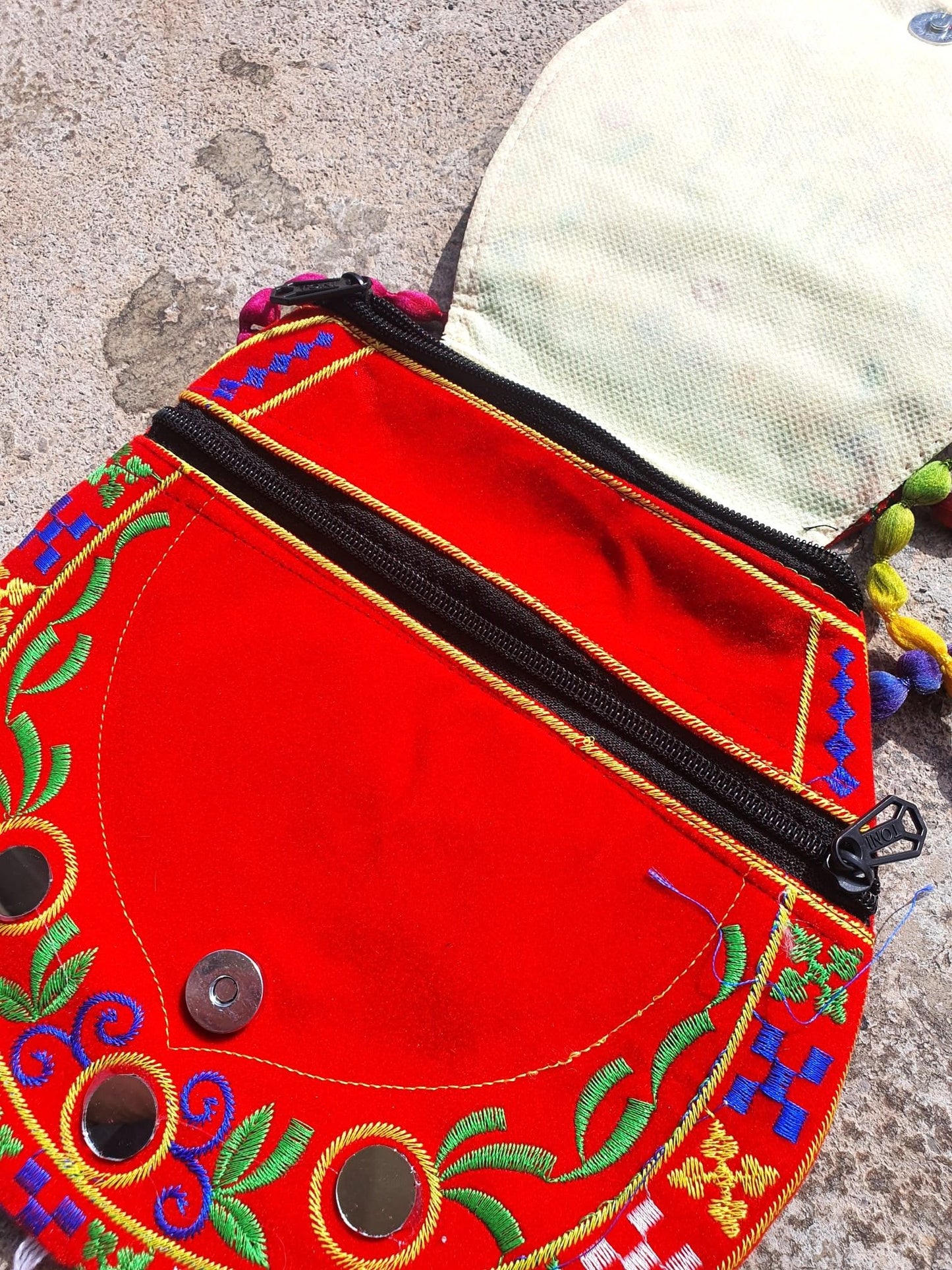 Bandolera bordada Velvet