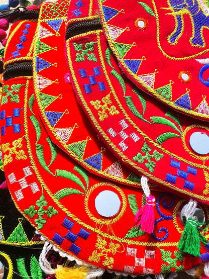 Bandolera bordada Velvet