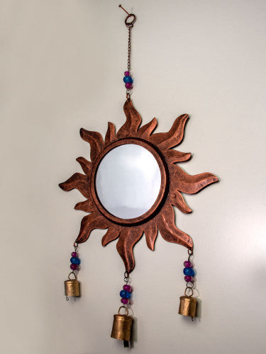 Colgador con espejo de sol
