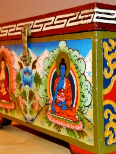 Caja madera pintada estilo tibet
