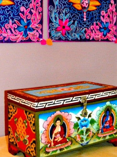 Caja madera pintada estilo tibet