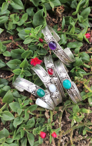 Brazalete un mineral fino