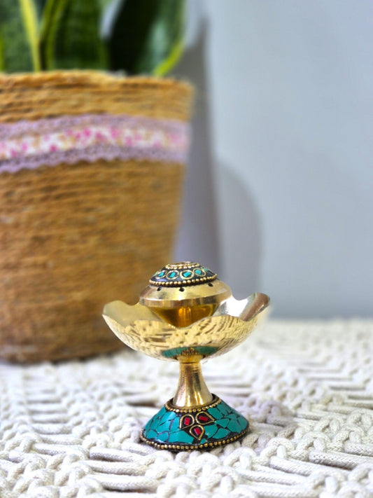 Incensario Candle Navarantha dorado 6x6 cm