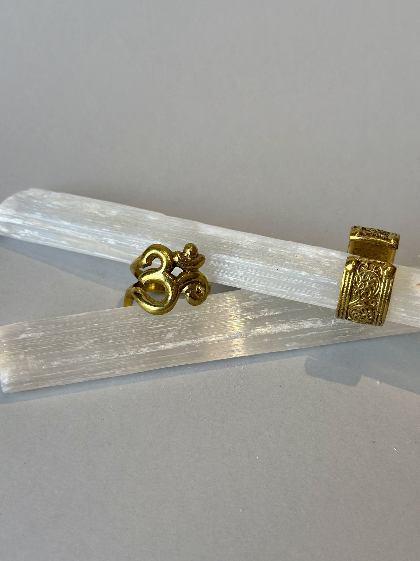 Anillo OM gold
