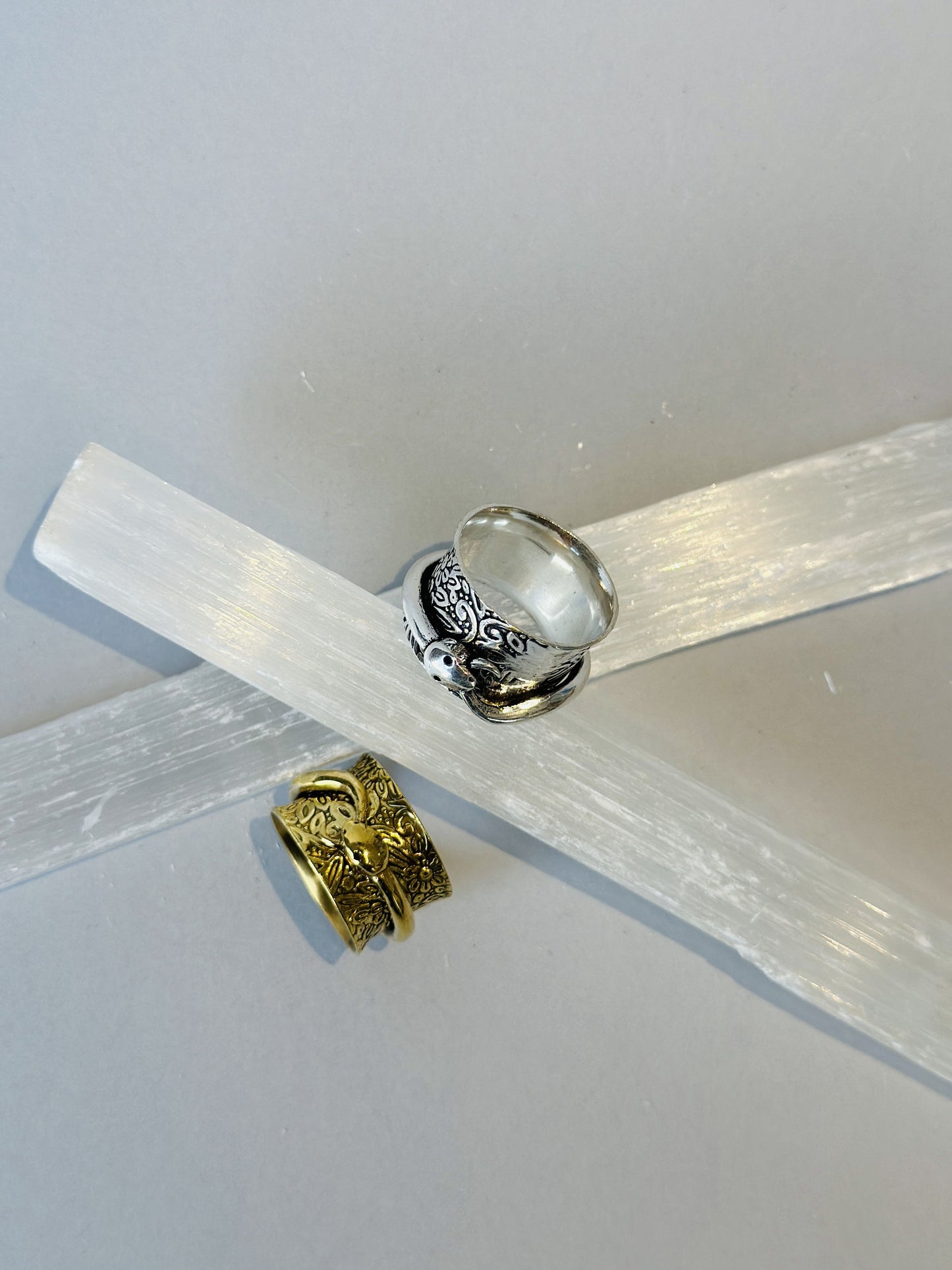 Anillo grabado Snake plateado