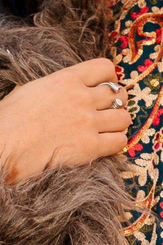 Anillo panktiyaan plateado