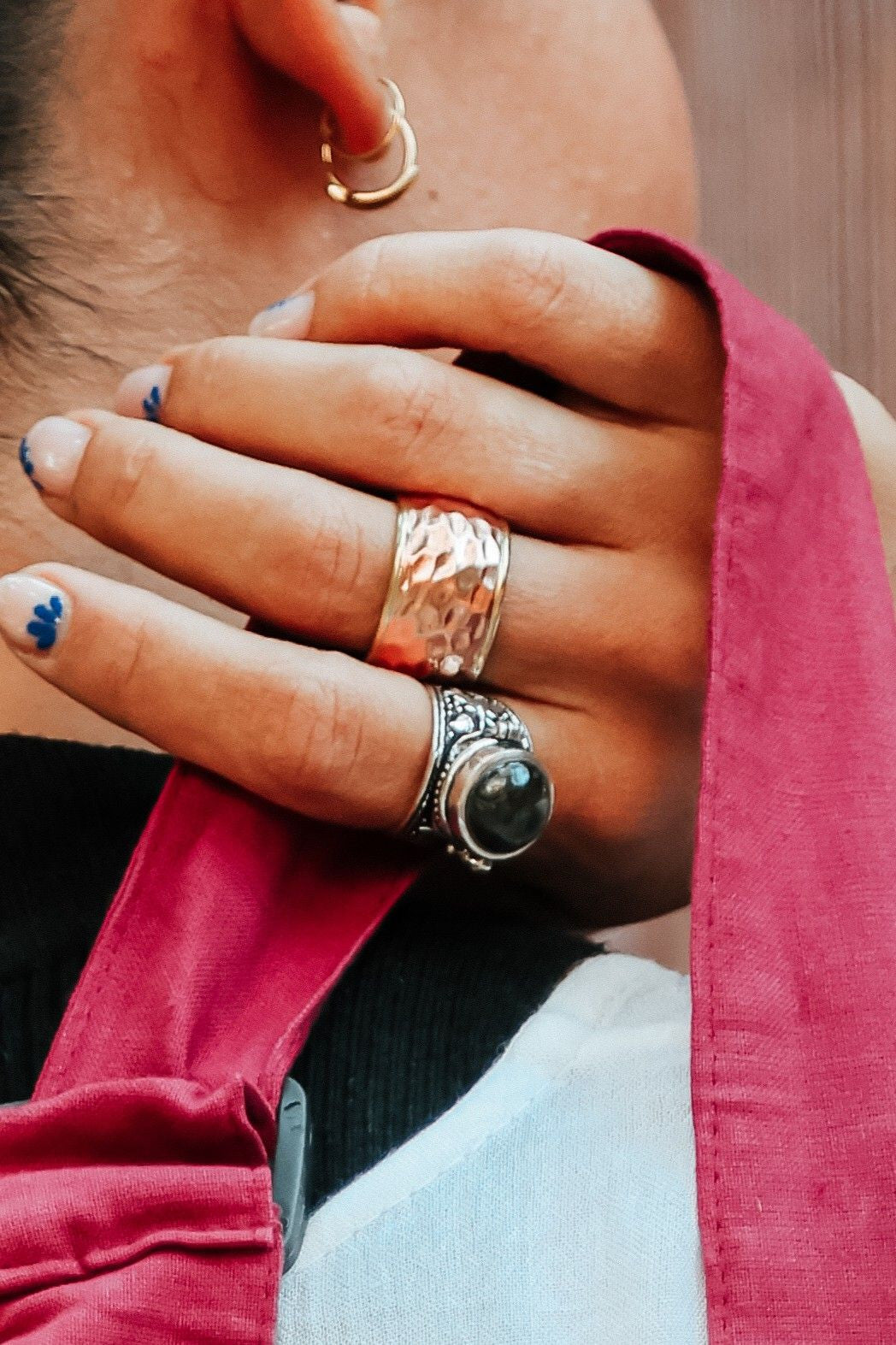 Anillo Taamba martilleado Cooper