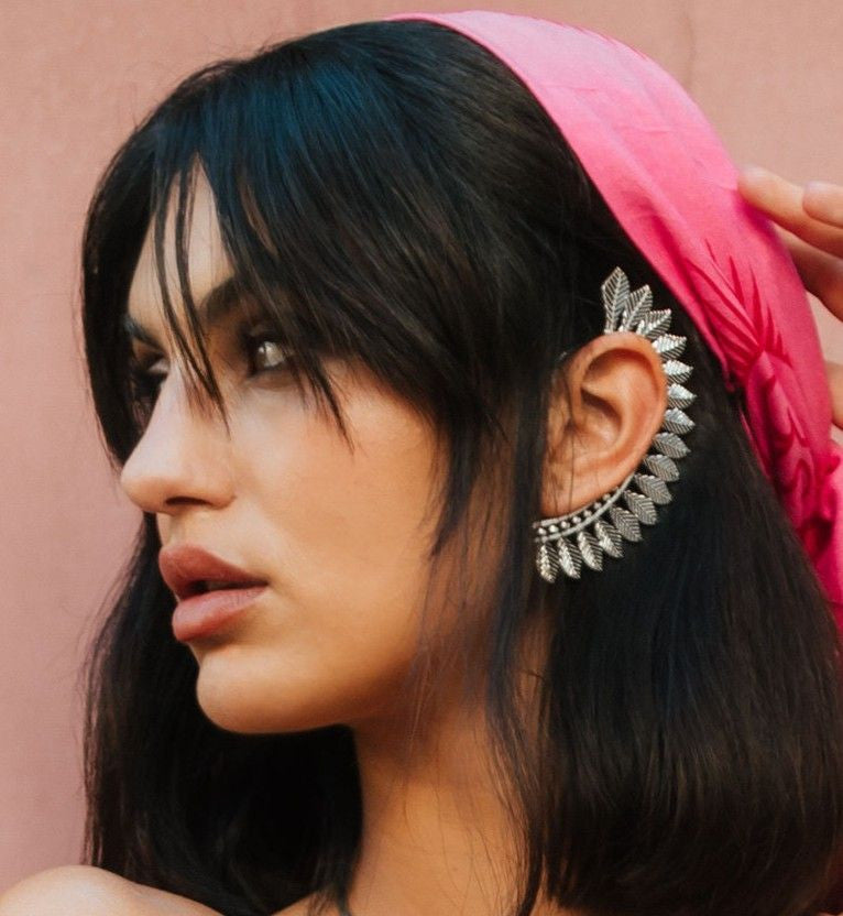 Earcuff pluma mixt plateado