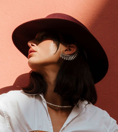 Earcuff pluma mixt plateado