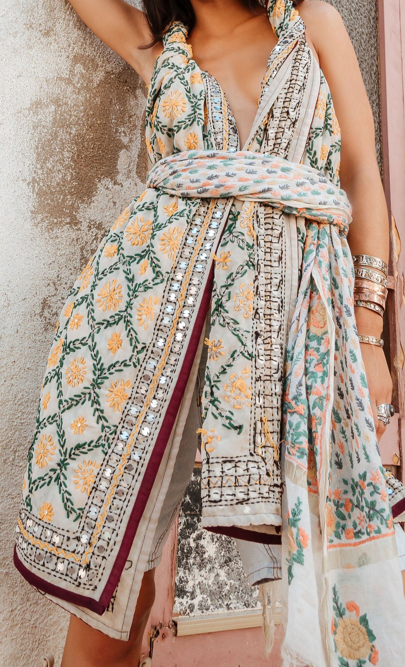 Multiposición Dupatta Kantha bordado