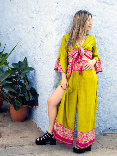 Total Look Jigyasa pantalón y loop Saree