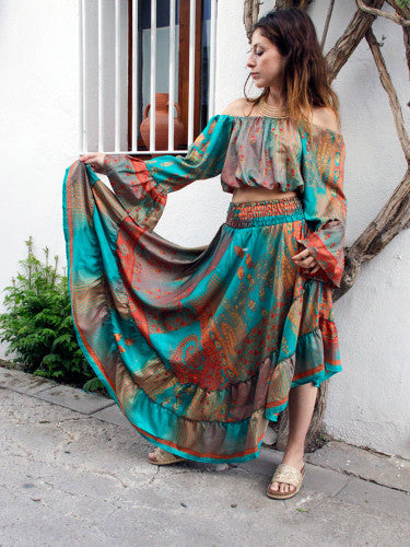 Total Look Blusa Maddhi con Falda Kerha Saree