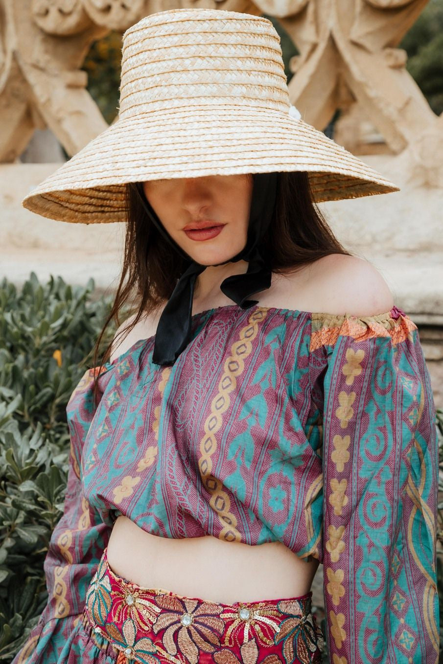 Total Look Blusa Maddhi con Falda Kerha Saree