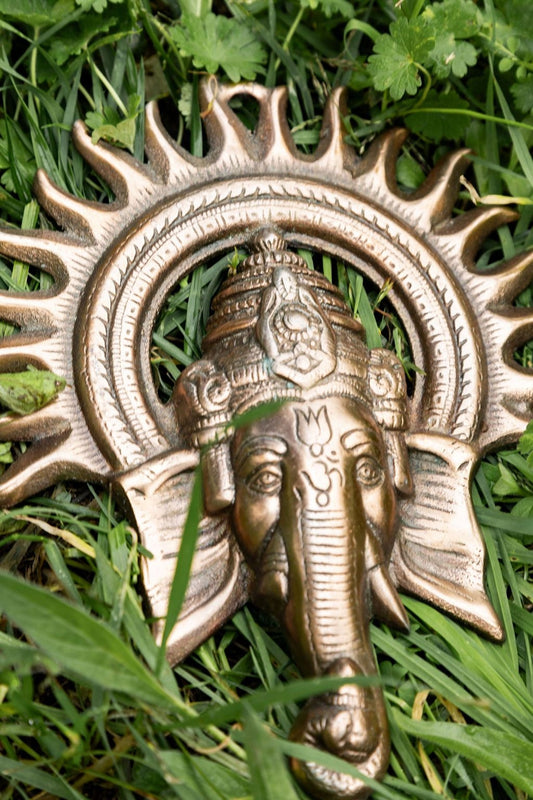 Ganesha metal de pared tipo máscara 25cm