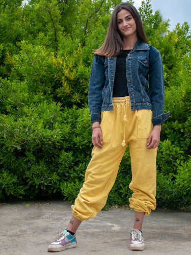 Bombacho yoga solo disponible en color AMARILLO