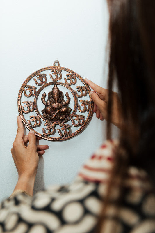 Mandala metal con Om y Ganesha 24 cm