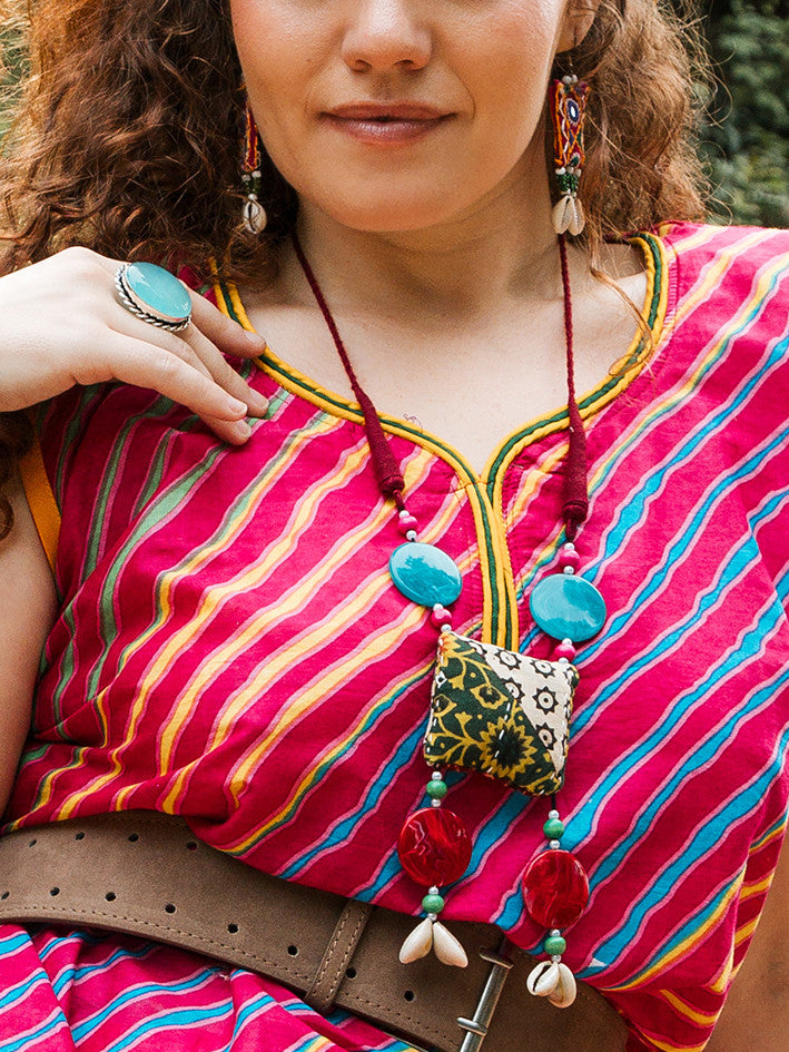 * Collar old banjara M