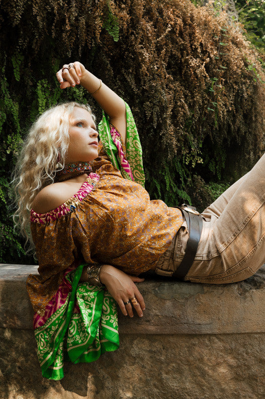 Blusa Maddhi Bell Saree