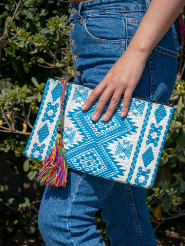 Clutch Étnico