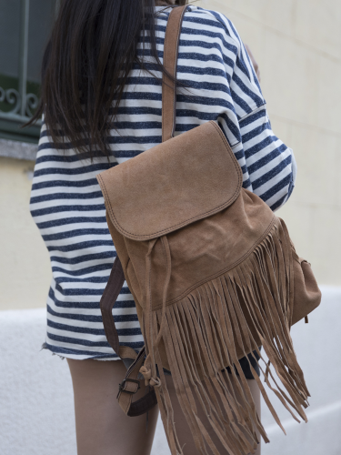 Mochila piel completa flecos