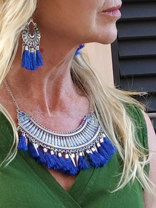Conjunto collar y pendiente Adha