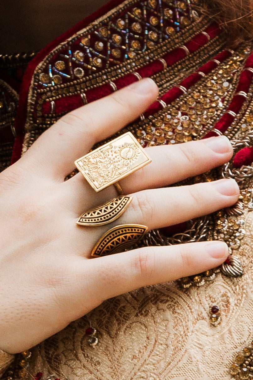 Anillo Card Moon dorado