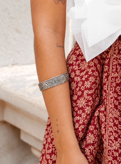 Brazalete Triqueta plateado