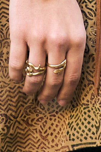 Anillo Hug Dorado