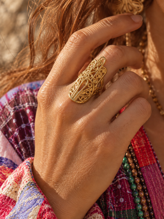 Anillo mano fátima dorado, hecho a mano en la India