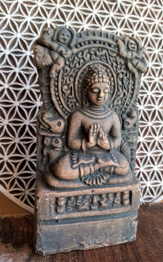 Figura Buda terracota mini, hecho a mano en la India