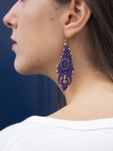 AGOTADO Pendiente macramé con mineral AGOTADO TEMPORALMENTE